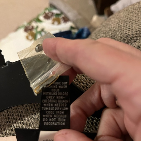 NWOT Beautiful Blush Pink With Metal Stud Trim Details VNeck Alfani Woman SZ 24 - Picture 5 of 5